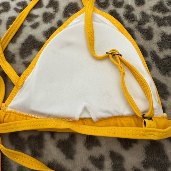 October Love Strappy Cheeky Bikini in Golden Yellow Floral Size Medium - Picture 7 of 16